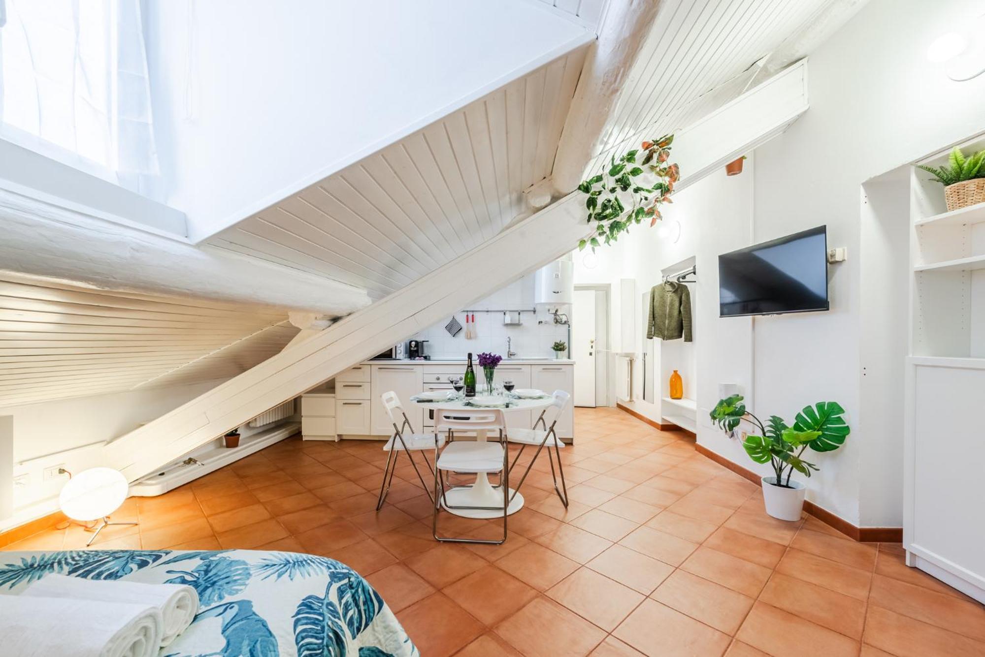 The White Jungle - San Babila Attic Apartment Milan Exterior photo