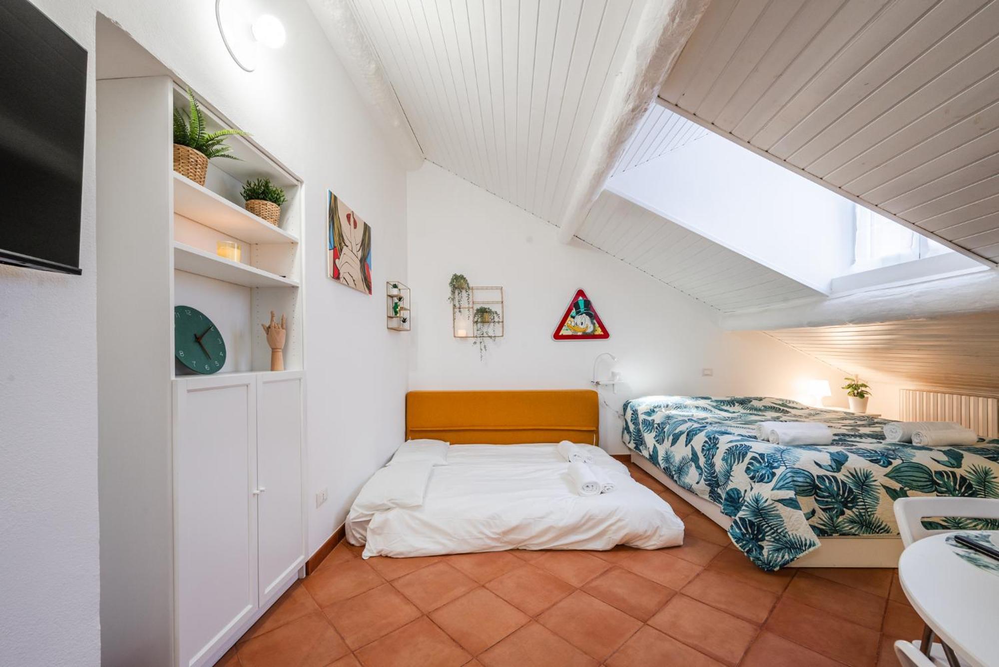 The White Jungle - San Babila Attic Apartment Milan Exterior photo